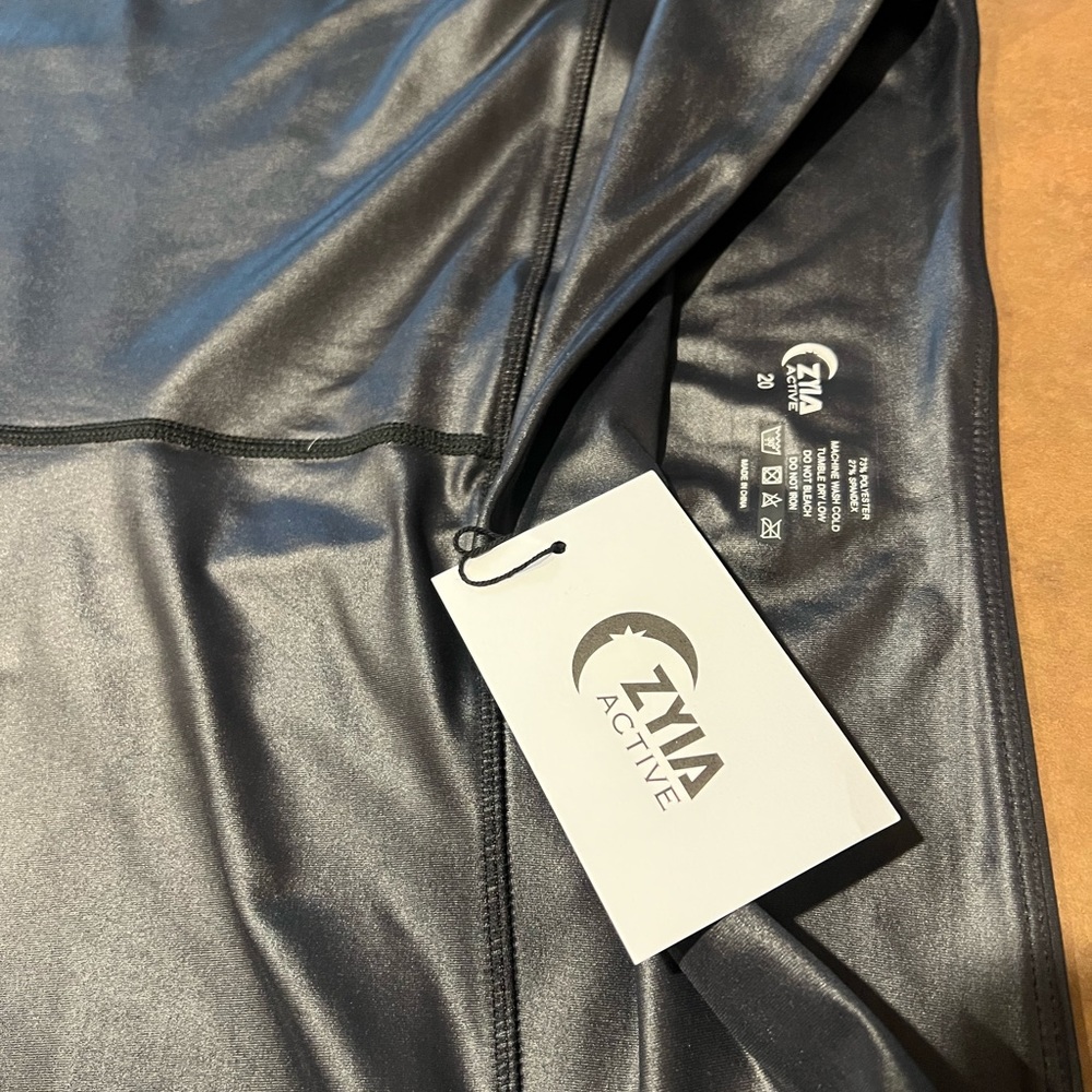 Zyia metallic LNT